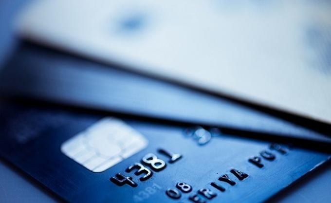 7 tipov, ako chrániť svoju bankovú kartu pred podvodníkmi