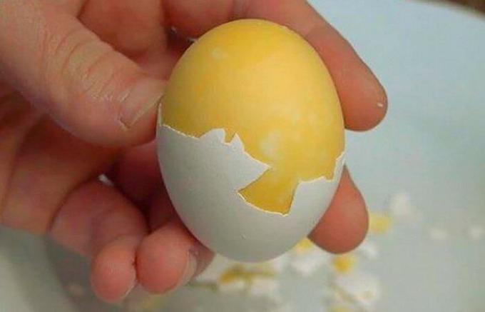 Ako variť vajcia žĺtok von.