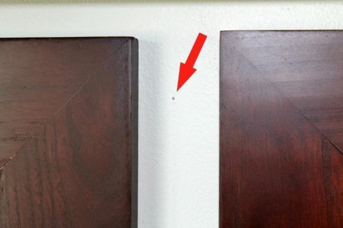 3 jednoduchý spôsob, ako skryť skrutky z diery v stene