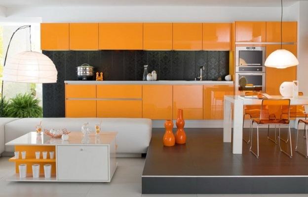sivo oranžová kuchyňa