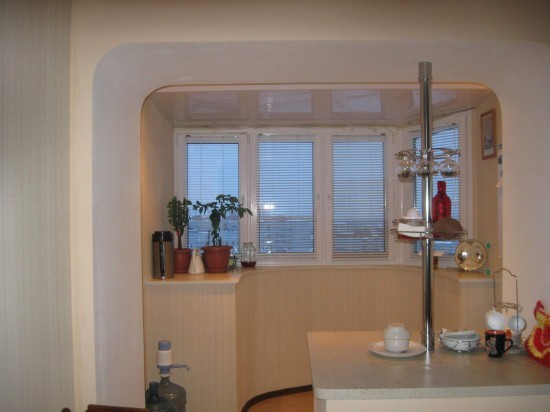 Balkón kombinovaný s kuchyňou - rozšírený priestor