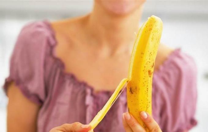 Tu je návod, ako jesť banán naozaj je.