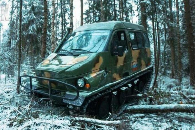 Terénne vozidlo GAZ-3409 "Beaver"