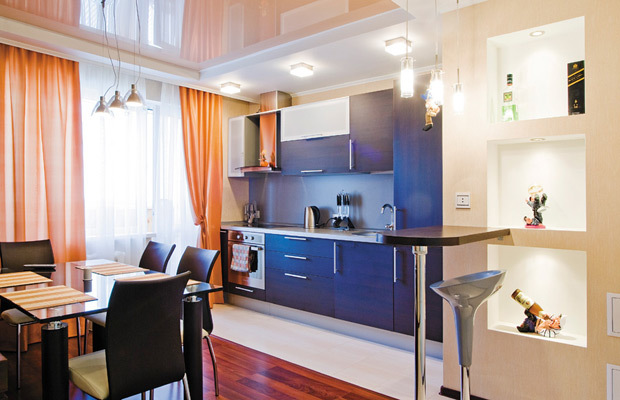 Správne zónovanie je to, čo začína dizajnom kuchyne obývacej izby 15 m2.