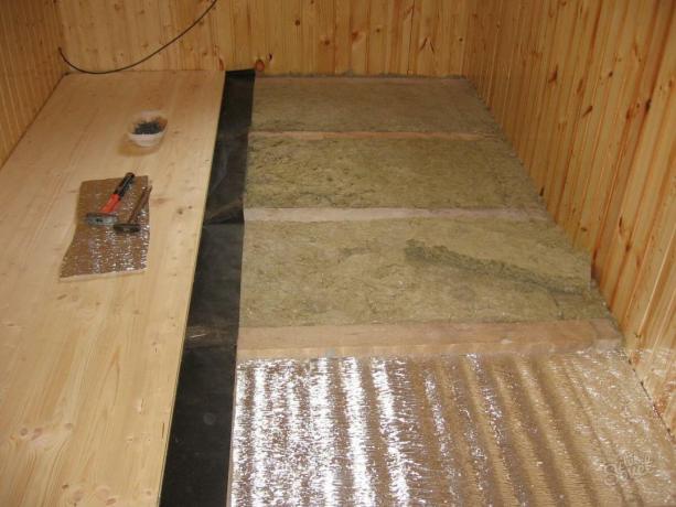 Ako a čím izolovať podlahu vo vani? jednoduchý návod