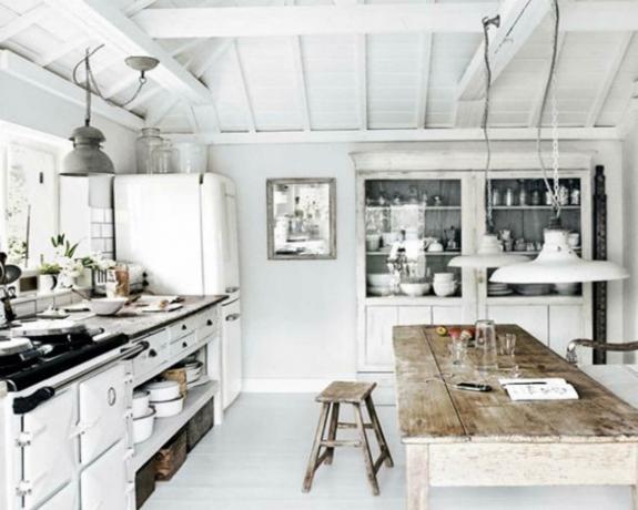 Kuchyňa v škandinávskom štýle (45 fotografií): vnútorná výzdoba kuchyne-obývacej izby, dizajnové nápady, videá a fotografie