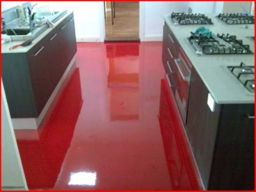 Takto vyzerá červená podlaha