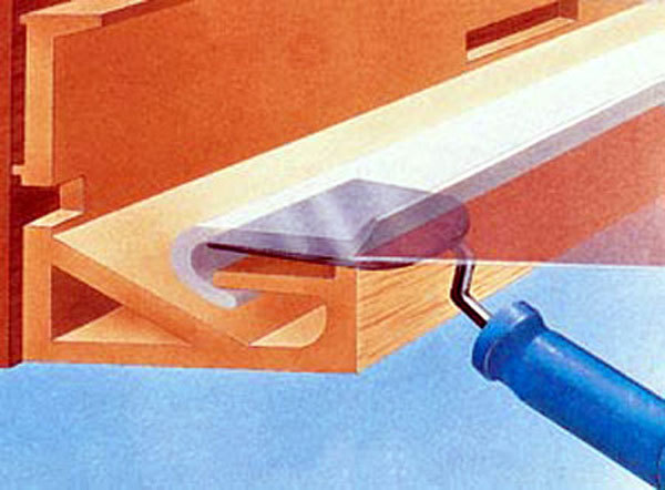 Upevnenie strečového stropu metódou harpúny.