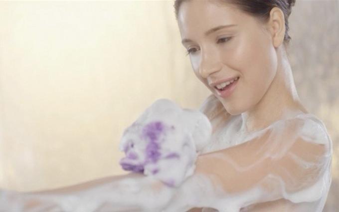6 prekvapivé skutočnosti z dermatológov o lykových pre sprchou