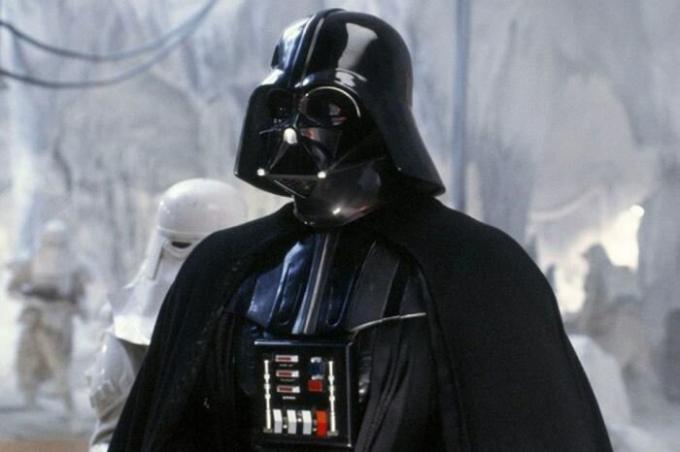 Na motívy rohatej prilby Dartha Vadera - hlavné darebák-fi ságy "Hviezdne vojny".