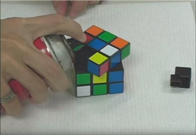 Ako urýchliť rozhodovacie Rubikovej kocky